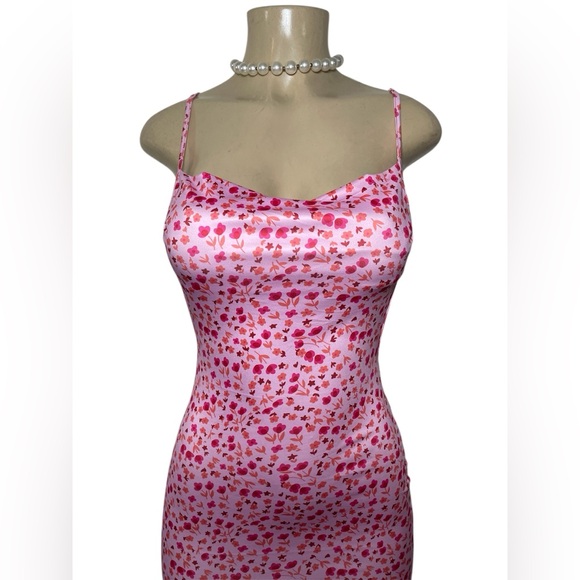 Pink floral Print Dress - Picture 4 of 4